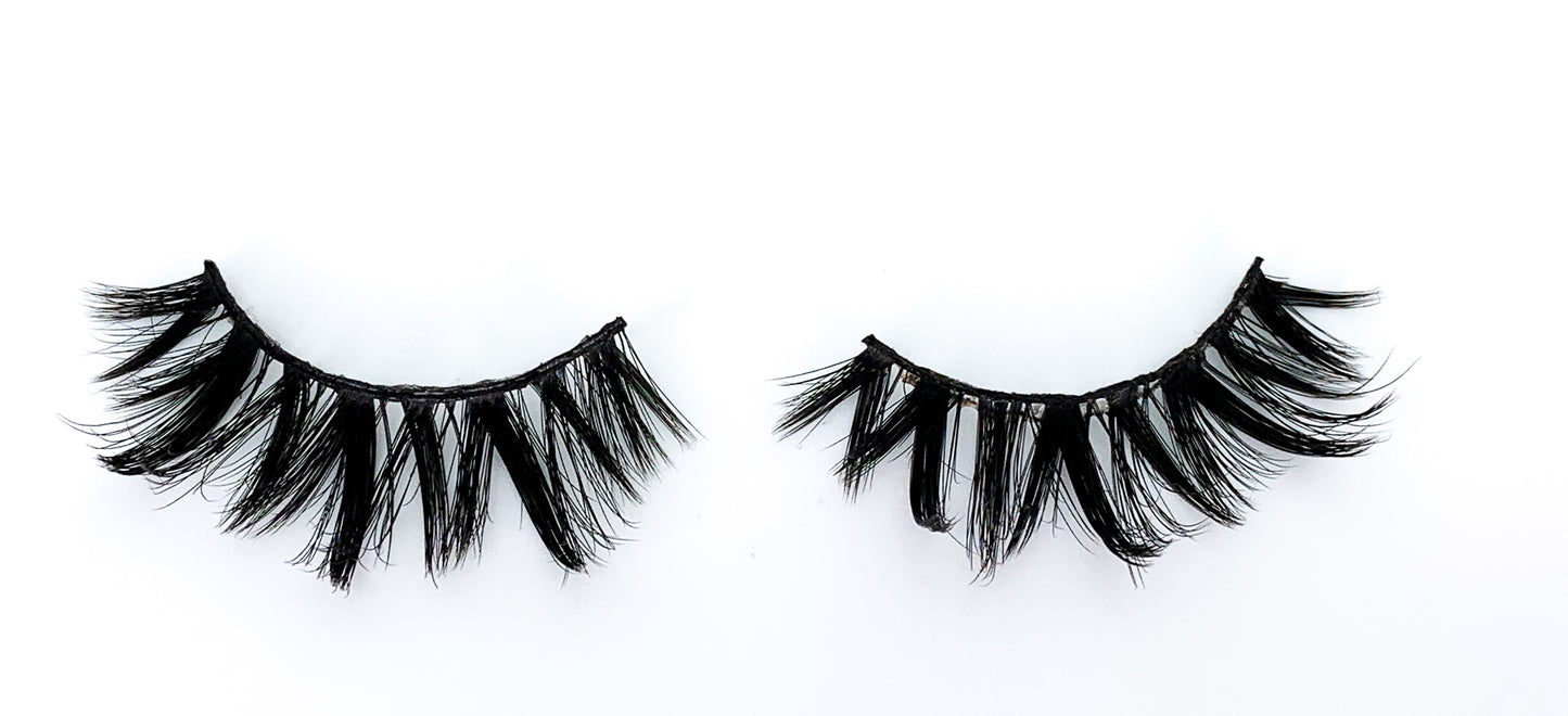 BFF LASH STYLE | NINI